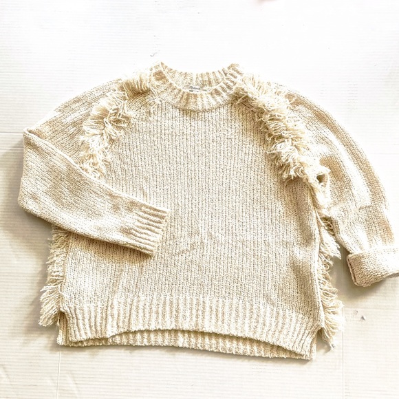 Madewell Sweaters - Madewell Fringe Knit Cream Sweater Medium